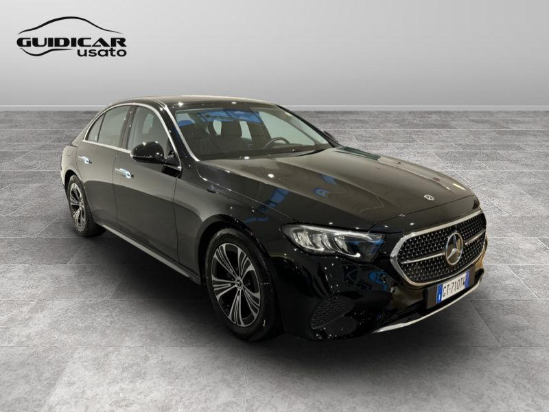 GuidiCar - Mercedes Classe E 2024 E 220 d Advanced auto Usato