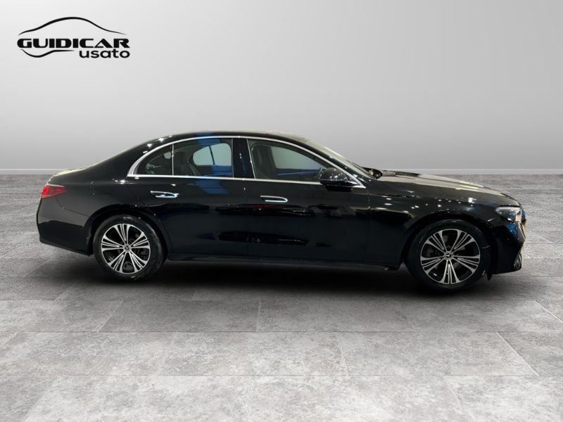 GuidiCar - Mercedes Classe E 2024 E 220 d Advanced auto Usato