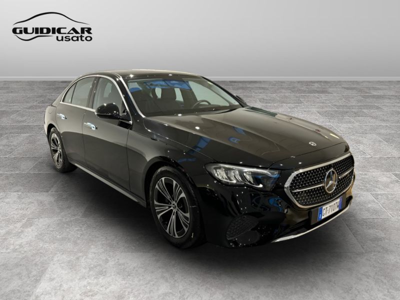 GuidiCar - Mercedes Classe E 2024 E 220 d Advanced auto Usato