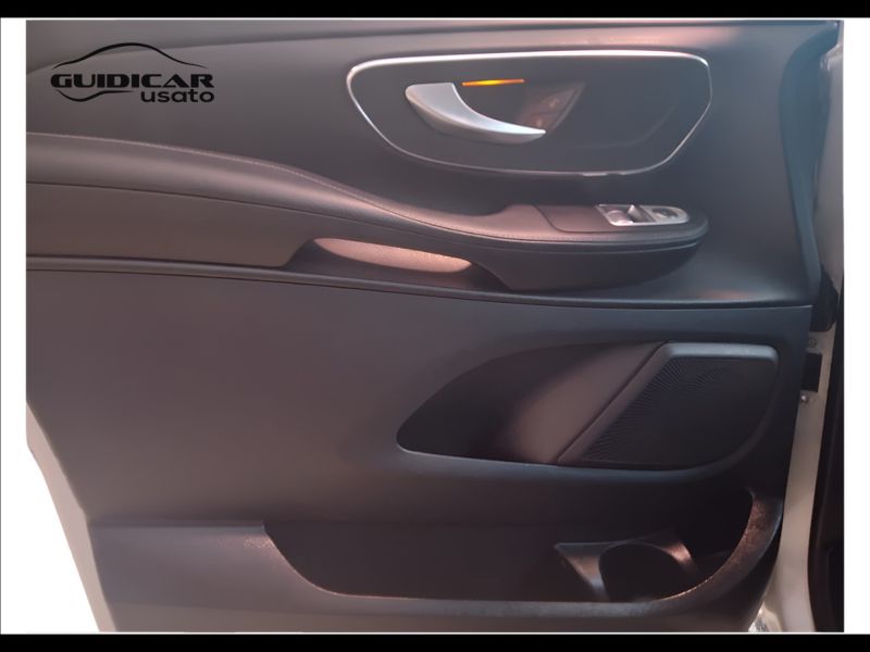 GuidiCar - Mercedes Classe V - Viano 2014 V 250 d (cdi BT) Sport L auto Usato