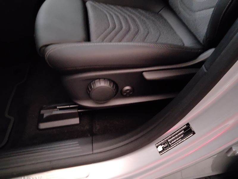 GuidiCar - Mercedes EQA 2023 EQA 350 Sport Pro 4matic Aziendale