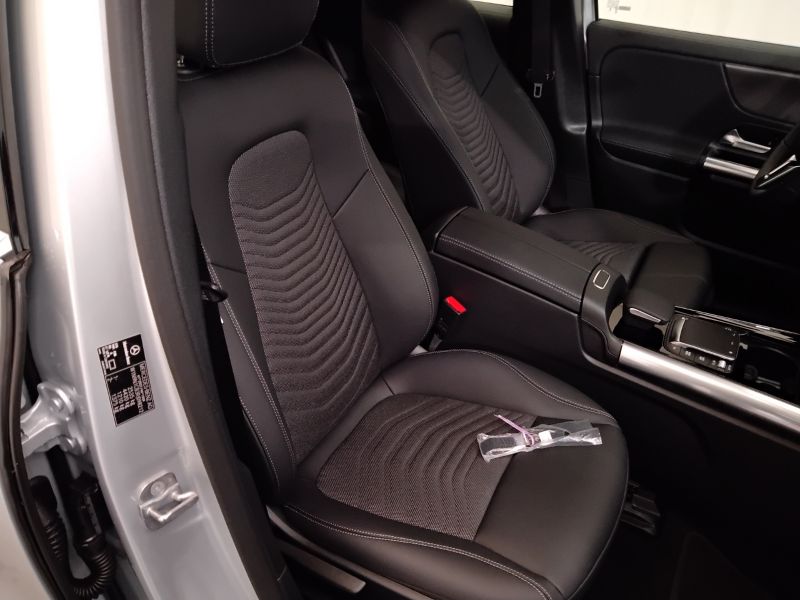 GuidiCar - Mercedes EQA 2023 EQA 350 Sport Pro 4matic Aziendale