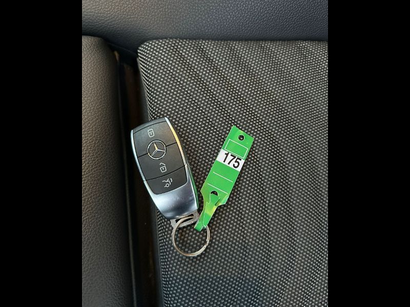 GuidiCar - Mercedes EQA 2023 EQA 350 Sport Pro 4matic Aziendale
