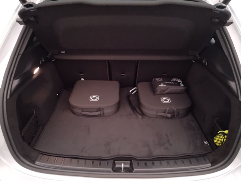 GuidiCar - Mercedes EQA 2023 EQA 350 Sport Pro 4matic Aziendale