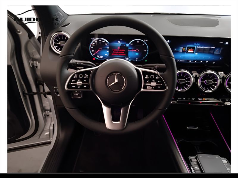 GuidiCar - Mercedes EQA 2023 EQA 350 Sport Pro 4matic Aziendale