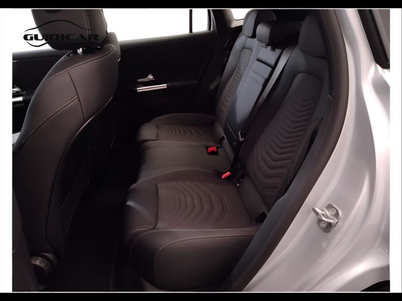GuidiCar - Mercedes EQA 2023 EQA 350 Sport Pro 4matic Aziendale