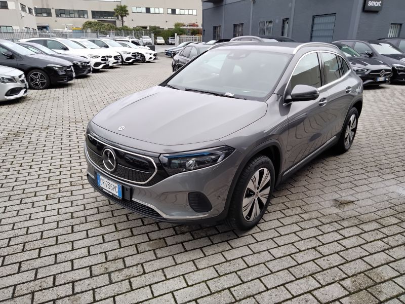 GuidiCar - Mercedes EQA 2023 EQA 350 Sport Pro 4matic Aziendale