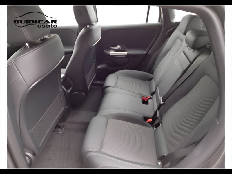 GuidiCar - Mercedes EQA 2023 EQA 350 Sport Pro 4matic Aziendale