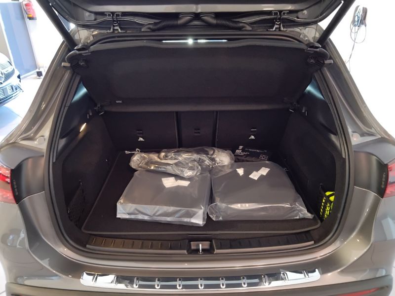 GuidiCar - MERCEDES BENZ EQA 1 EQA 250+ Street Edition Nuovo