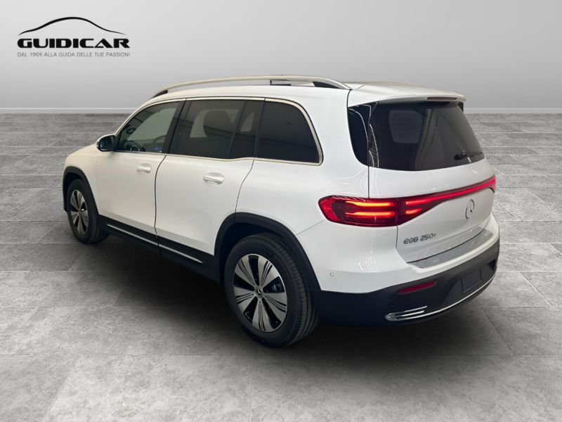 GuidiCar - MERCEDES BENZ EQB 1 EQB 250+ SPORT Nuovo