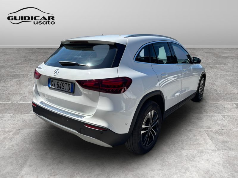 GuidiCar - Mercedes GLA 2024 GLA 180 d Advanced auto Usato