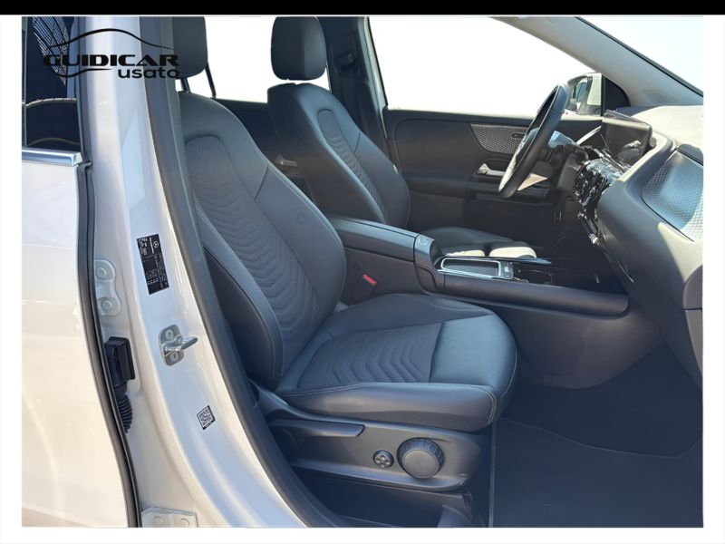 GuidiCar - Mercedes GLA 2024 GLA 180 d Advanced auto Usato
