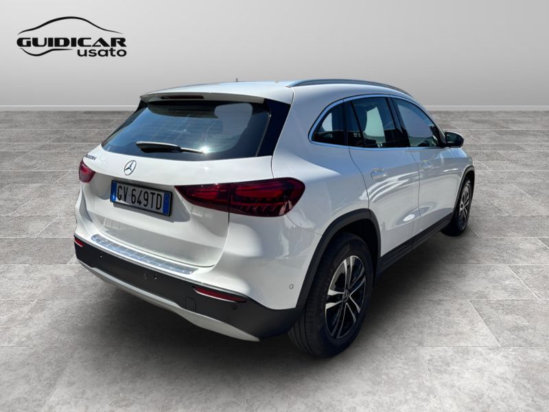 GuidiCar - Mercedes GLA 2024 GLA 180 d Advanced auto Usato