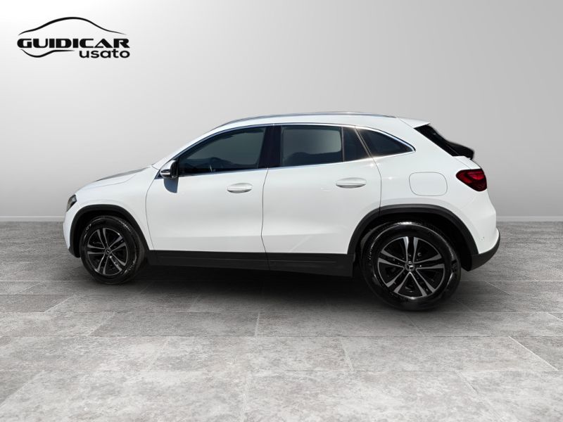 GuidiCar - Mercedes GLA 2024 GLA 180 d Advanced auto Usato