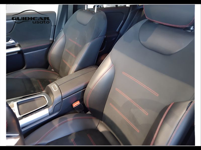 GuidiCar - Mercedes GLA 2023 GLA 200 d AMG Line Advanced Plus 4matic auto Usato