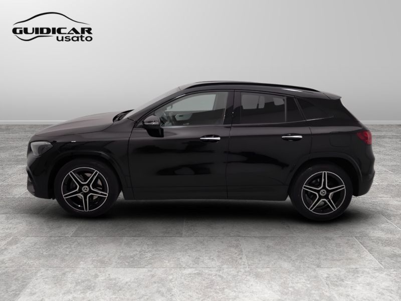 GuidiCar - Mercedes GLA 2023 GLA 200 d AMG Line Advanced Plus 4matic auto Usato