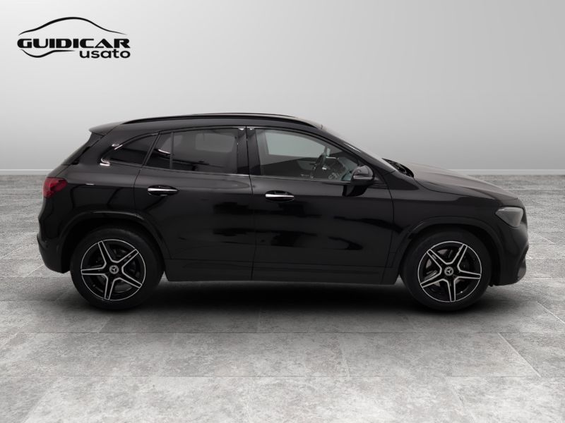 GuidiCar - Mercedes GLA 2023 GLA 200 d AMG Line Advanced Plus 4matic auto Usato