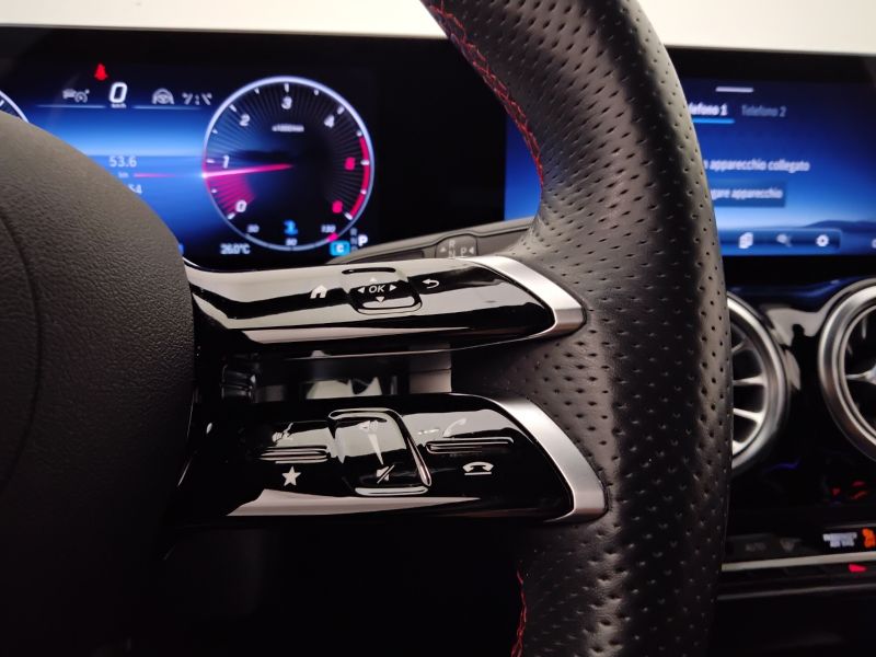 GuidiCar - Mercedes GLA 2023 GLA 200 d AMG Line Advanced Plus 4matic auto Usato