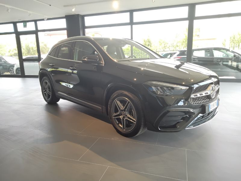 GuidiCar - Mercedes GLA 2024 GLA 200 d AMG Line Advanced Plus auto Usato