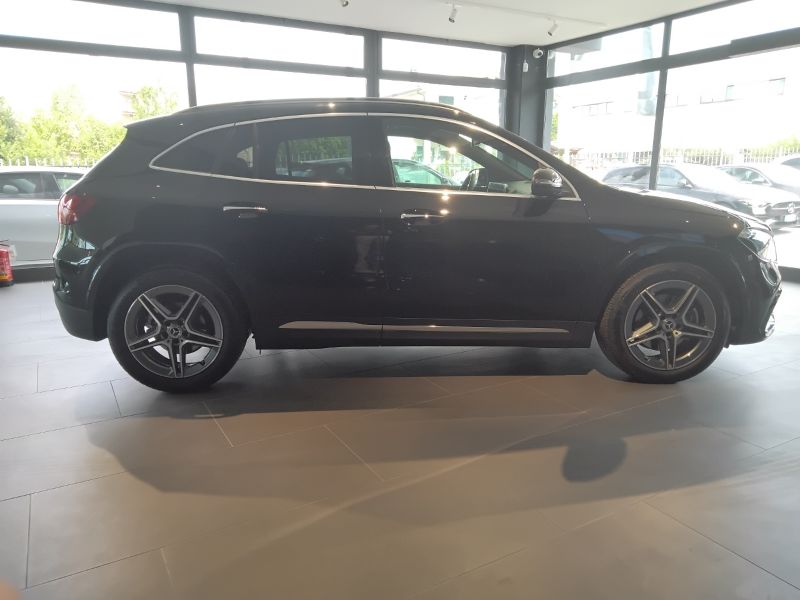 GuidiCar - Mercedes GLA 2024 GLA 200 d AMG Line Advanced Plus auto Usato