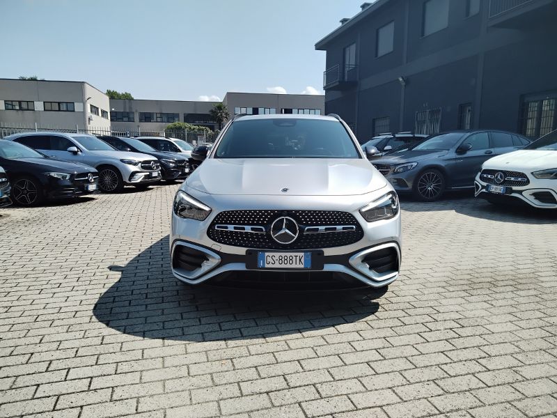 GuidiCar - Mercedes GLA 2024 GLA 200 d AMG Line Advanced Plus auto Usato
