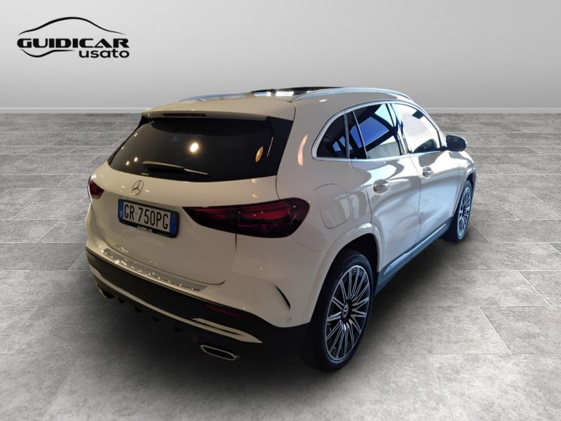GuidiCar - Mercedes GLA 2023 GLA 250 e phev AMG Line Premium Plus auto Usato