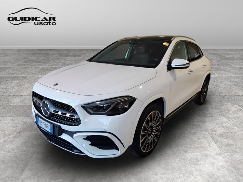 GuidiCar - Mercedes GLA 2023 GLA 250 e phev AMG Line Premium Plus auto Usato