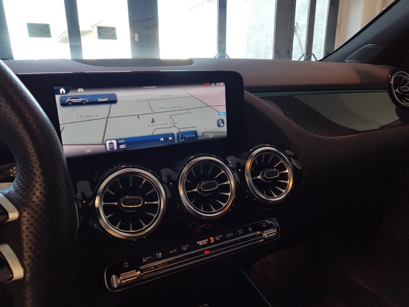 GuidiCar - Mercedes GLA 2023 GLA 250 e phev AMG Line Premium Plus auto Usato