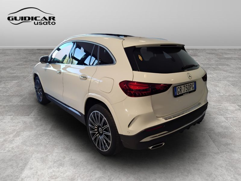 GuidiCar - Mercedes GLA 2023 GLA 250 e phev AMG Line Premium Plus auto Usato