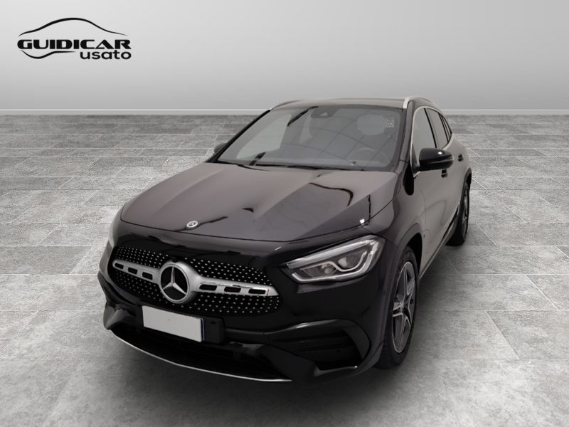 GuidiCar - Mercedes GLA 2022 GLA 180 d Premium auto Usato