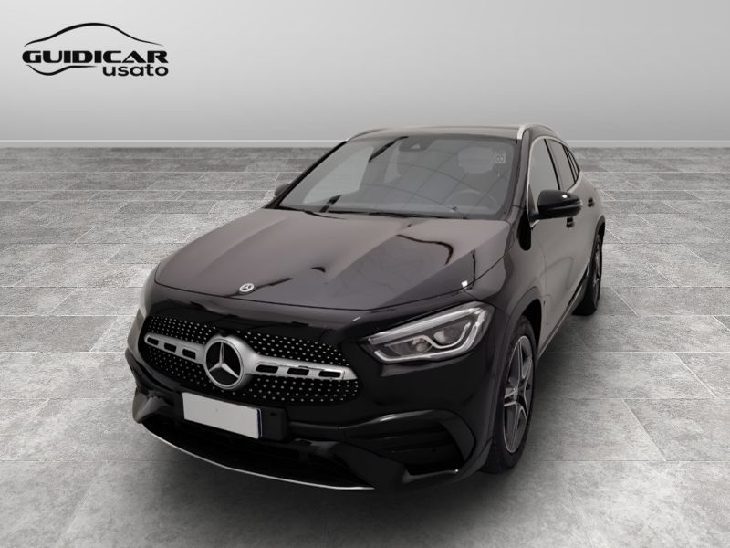 GuidiCar - Mercedes GLA 2022 GLA 180 d Premium auto Usato