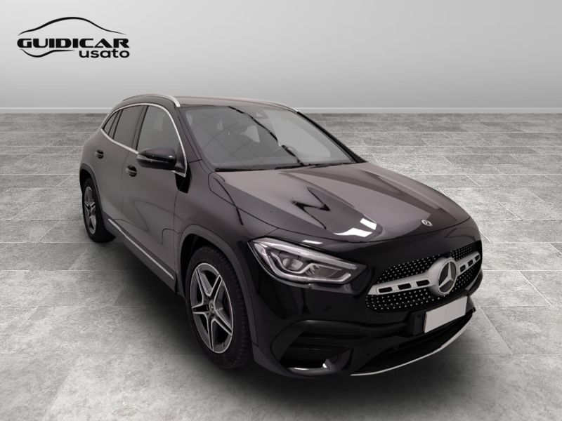 GuidiCar - Mercedes GLA 2022 GLA 180 d Premium auto Usato