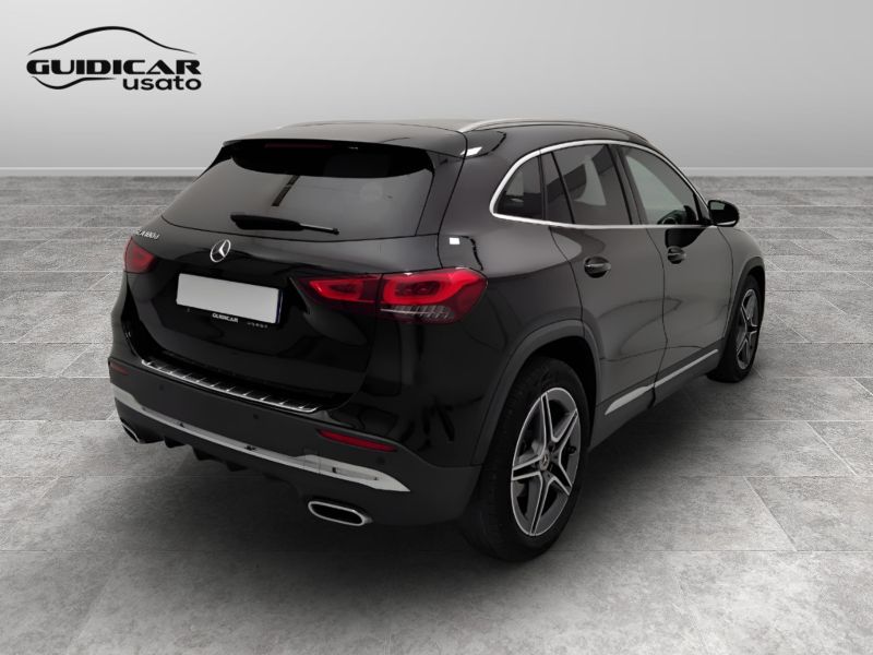 GuidiCar - Mercedes GLA 2022 GLA 180 d Premium auto Usato
