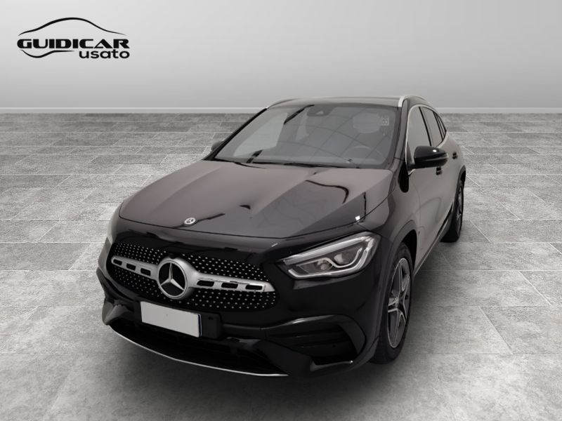 GuidiCar - Mercedes GLA 2022 GLA 180 d Premium auto Usato