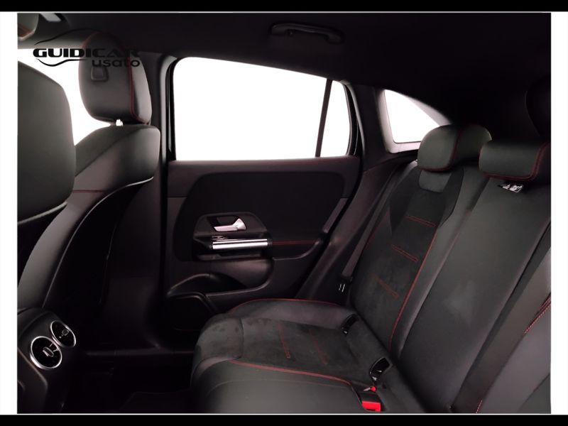 GuidiCar - Mercedes GLA 2022 GLA 180 d Premium auto Usato