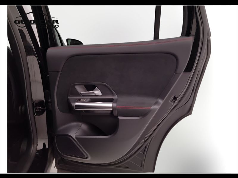 GuidiCar - Mercedes GLA 2022 GLA 180 d Premium auto Usato