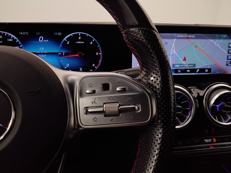 GuidiCar - Mercedes GLA 2022 GLA 180 d Premium auto Usato