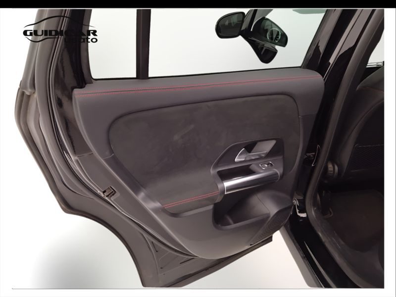 GuidiCar - Mercedes GLA 2022 GLA 180 d Premium auto Usato