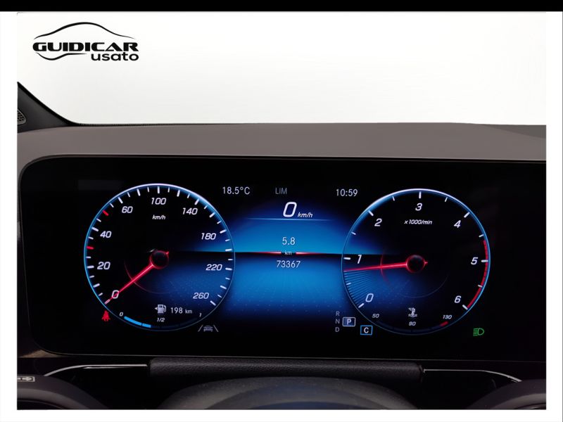 GuidiCar - Mercedes GLA 2022 GLA 180 d Premium auto Usato