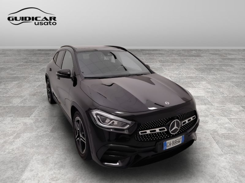 GuidiCar - Mercedes GLA 2022 GLA 180 d Premium auto Usato