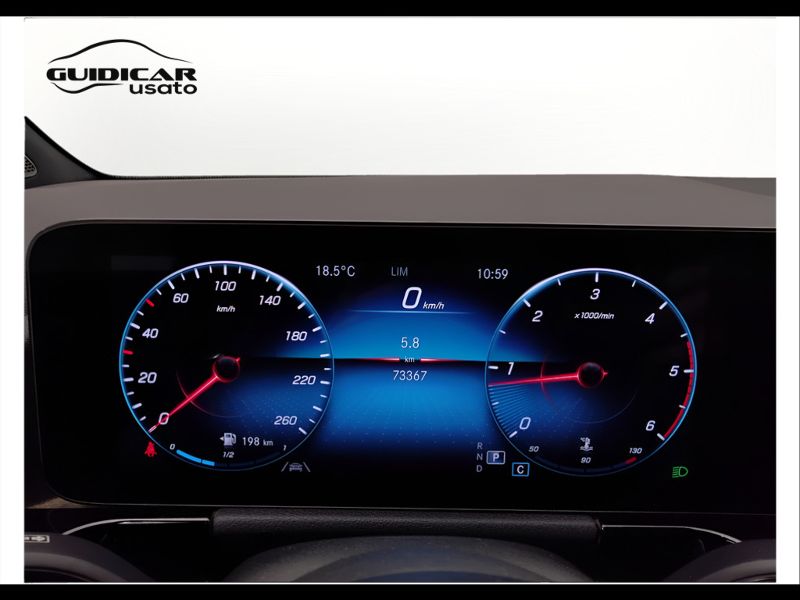 GuidiCar - Mercedes GLA 2022 GLA 180 d Premium auto Usato
