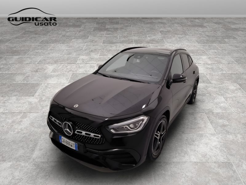 GuidiCar - Mercedes GLA 2022 GLA 180 d Premium auto Usato