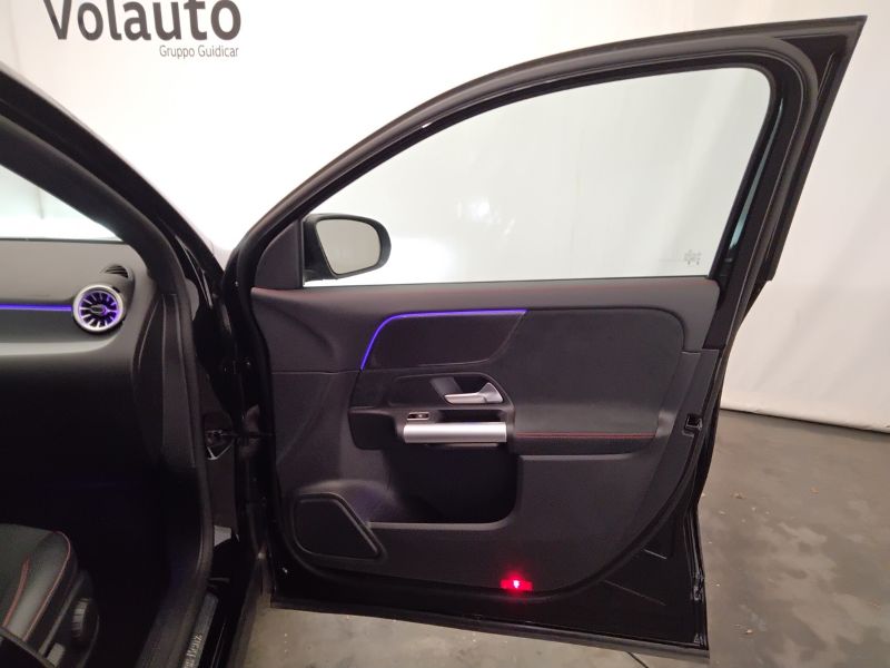 GuidiCar - Mercedes GLA 2023 GLA 180 d Premium auto Usato