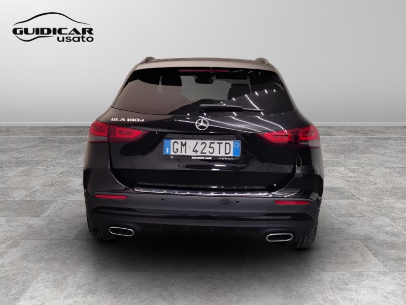 GuidiCar - Mercedes GLA 2023 GLA 180 d Premium auto Usato