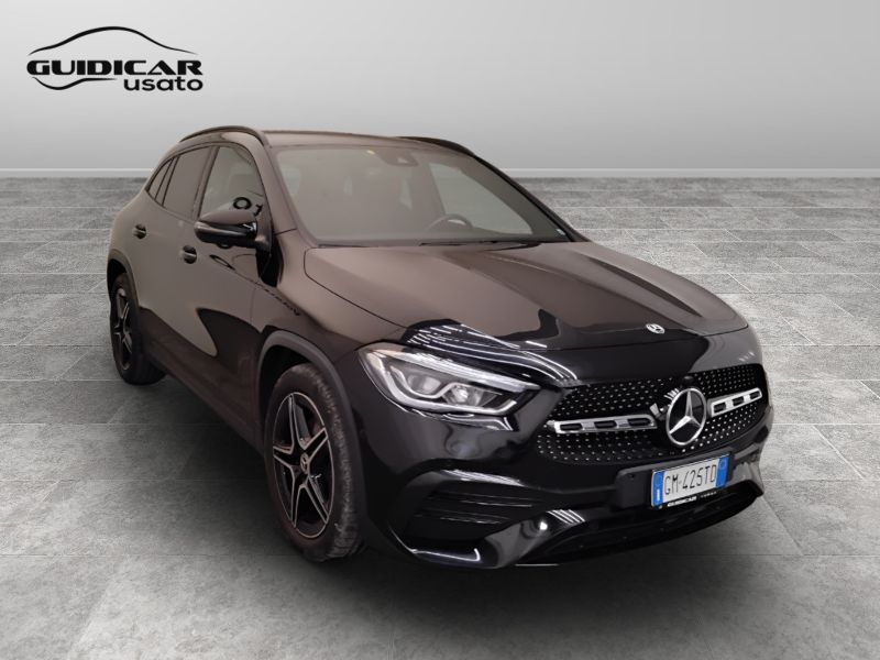 GuidiCar - Mercedes GLA 2023 GLA 180 d Premium auto Usato