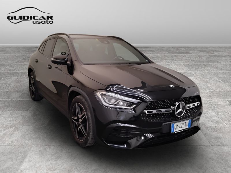 GuidiCar - Mercedes GLA 2023 GLA 180 d Premium auto Usato