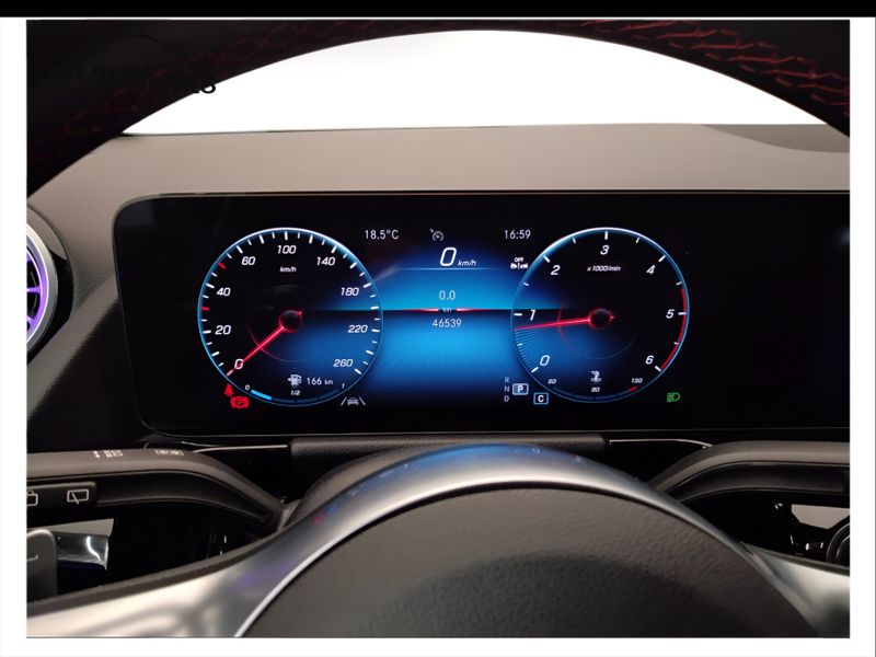 GuidiCar - Mercedes GLA 2023 GLA 180 d Premium auto Usato