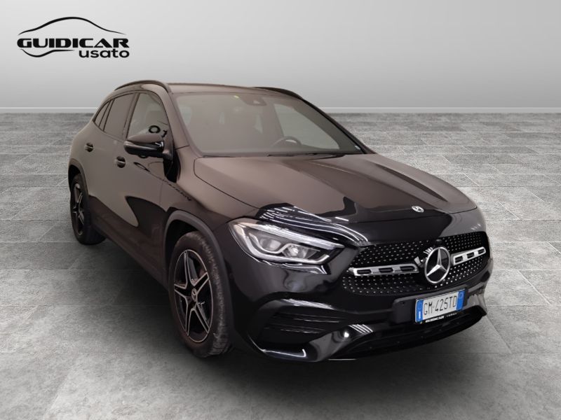 GuidiCar - Mercedes GLA 2023 GLA 180 d Premium auto Usato