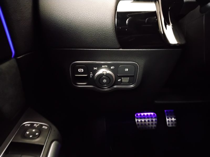 GuidiCar - Mercedes GLA 2023 GLA 180 d Premium auto Usato