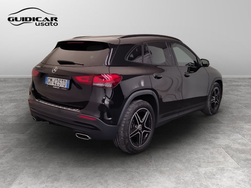 GuidiCar - Mercedes GLA 2023 GLA 180 d Premium auto Usato